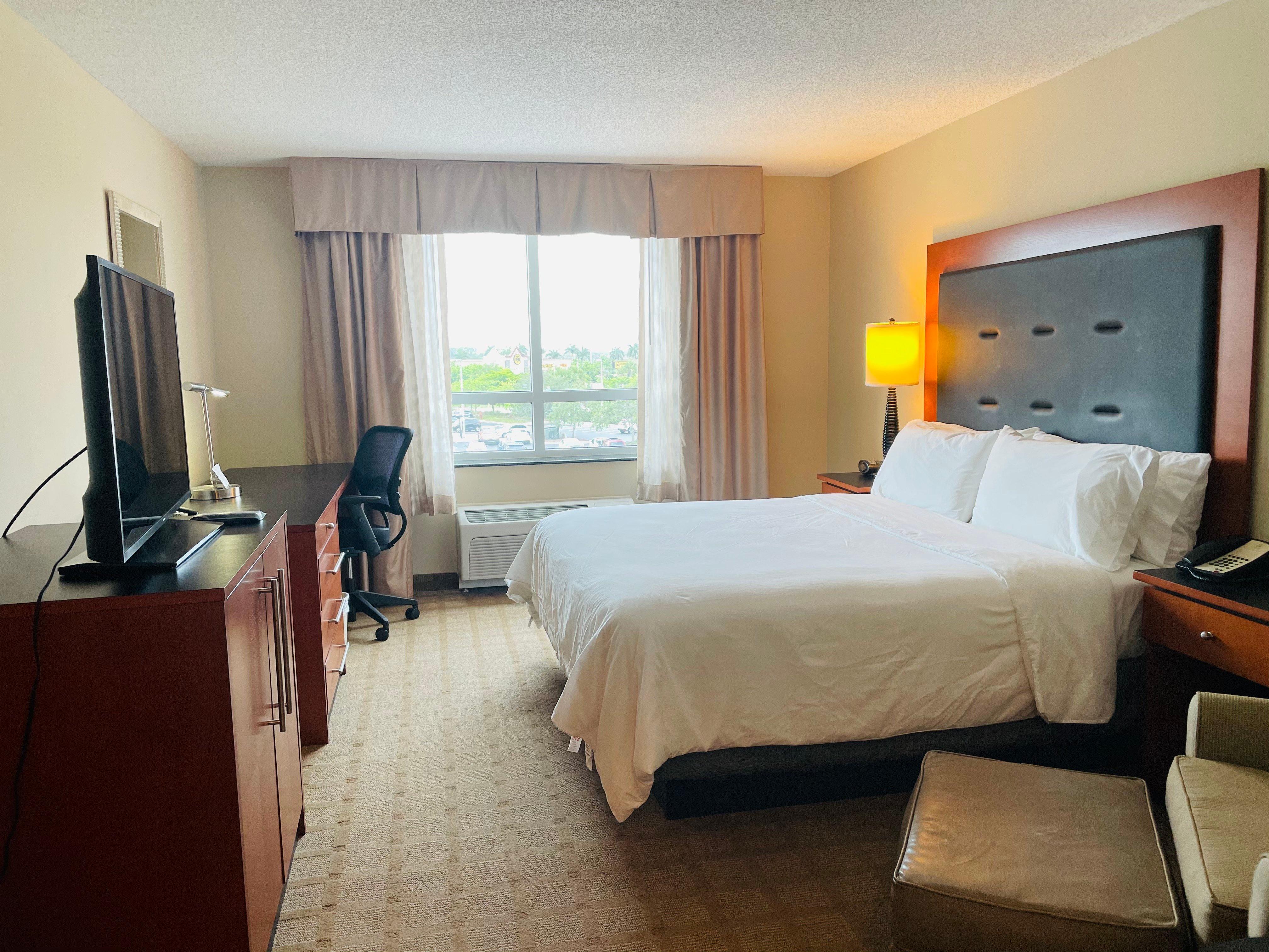 מלון פורט מאיירס Crowne Plaza Ft Myers Gulf Coast By Ihg מראה חיצוני תמונה