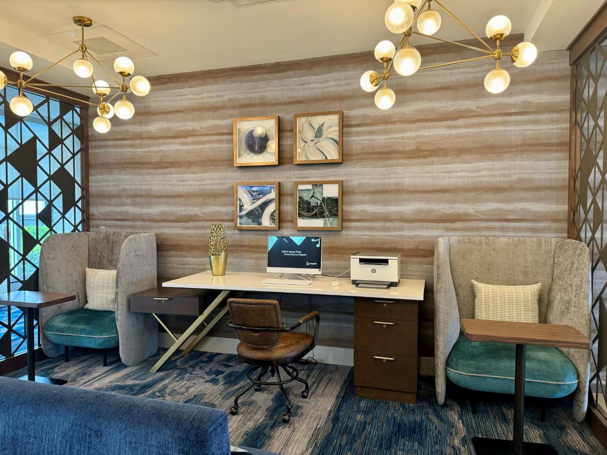 מלון פורט מאיירס Crowne Plaza Ft Myers Gulf Coast By Ihg מראה חיצוני תמונה